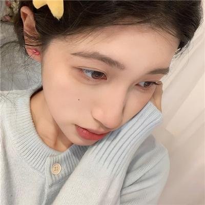 女孩的灵缇犬
